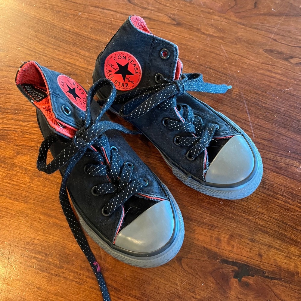Converse Chuck Taylor All‎ Star Kids High Top Black Red 654212F Size 12 Junior